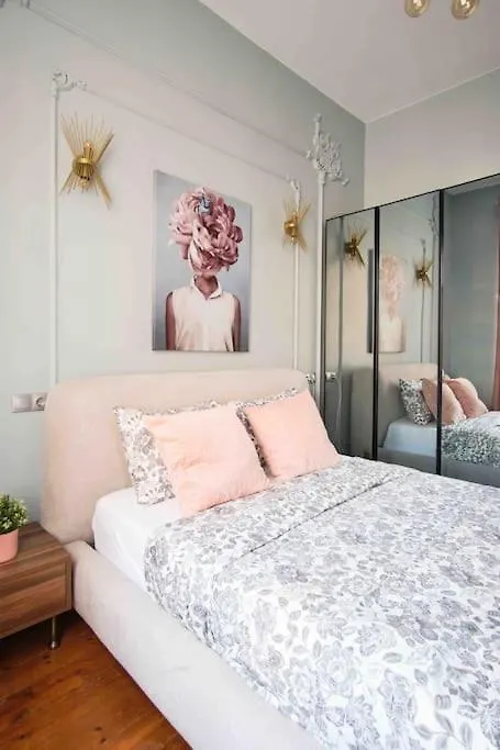 Modern&Old Style Flat In The Center Of Cihangir Istanbul 0*,  Turkey