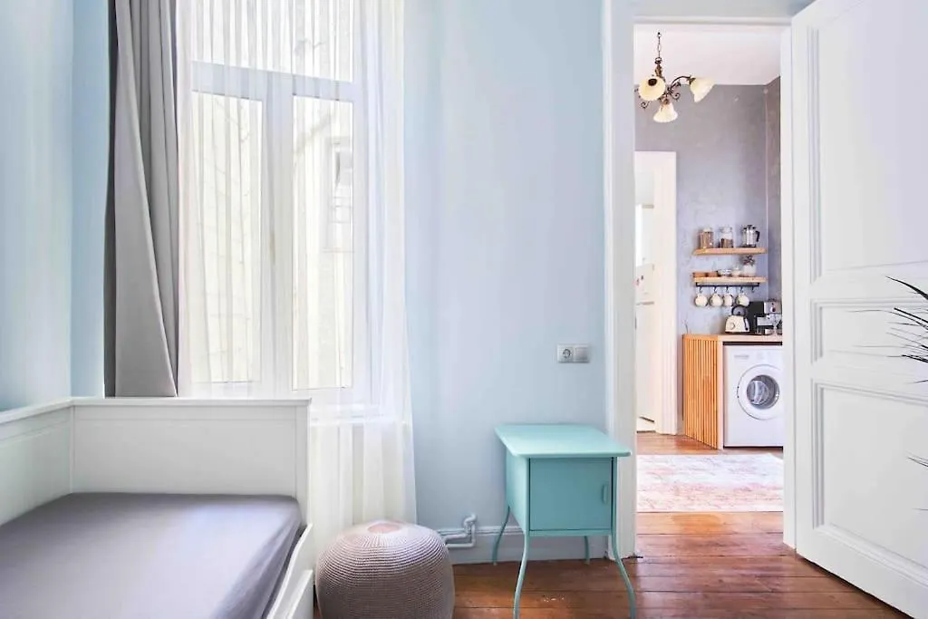 Apartamento Modern&Old Style Flat In The Center Of Cihangir Estambul