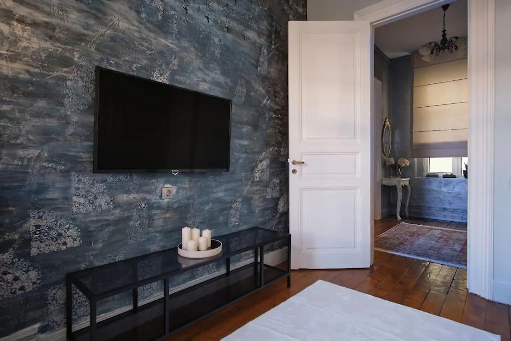 Modern&Old Style Flat In The Center Of Cihangir Estambul 0*,