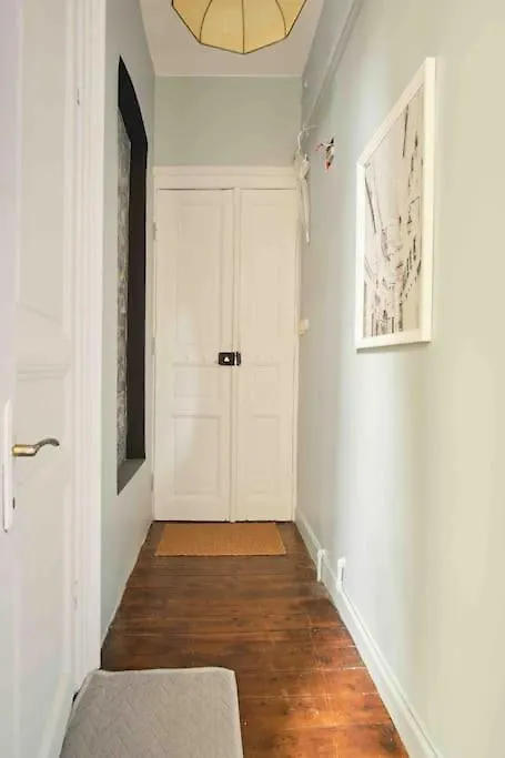 Modern&Old Style Flat In The Center Of Cihangir Istanbul